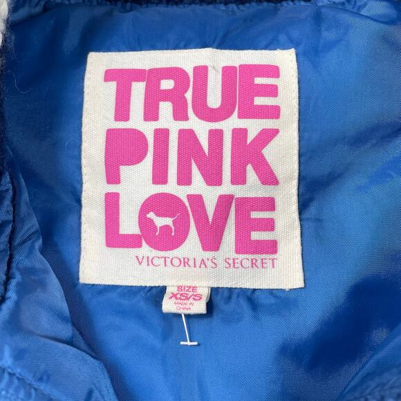 🔥PINK Victoria’s Secret Down Feather Spell Out Striped Trim Blue Vest Size XS/S - Picture 8 of 11